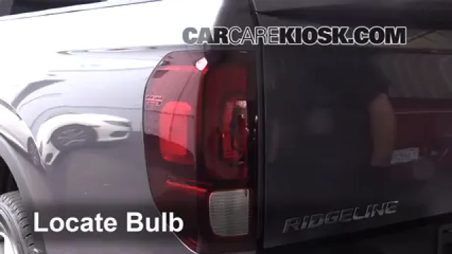 2017 Honda Ridgeline RTL 3.5L V6 Éclairage Feux de position arrière (remplacer ampoule)